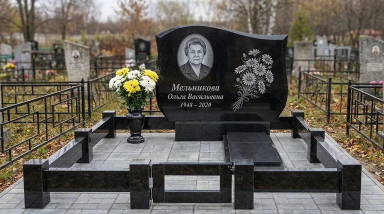 Памятник с гравировкой ромашек — выполненная работа «Мельникова» в Томске