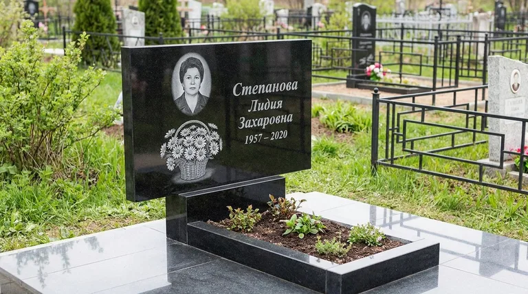 Памятник с гравировкой ромашек — выполненная работа «Степанова» в Томске