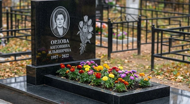 Гравировка тюльпанов на памятник в Томске — пример работы на граните