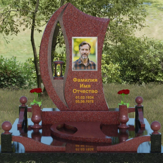 Гранитный памятник с каплевидным отверстием, гранит Лезниковский, вид 2