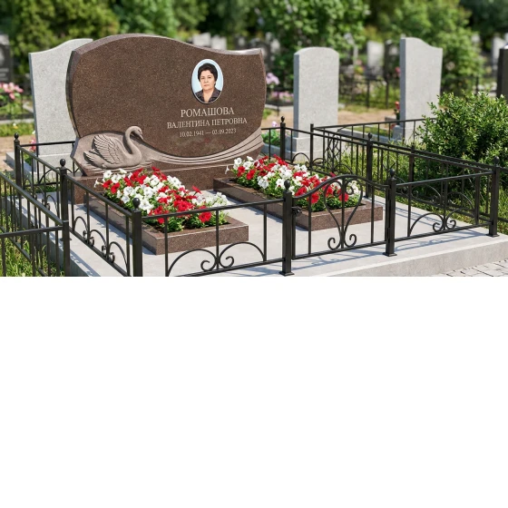 Памятник с лебедем из дымовского гранита с портретом
